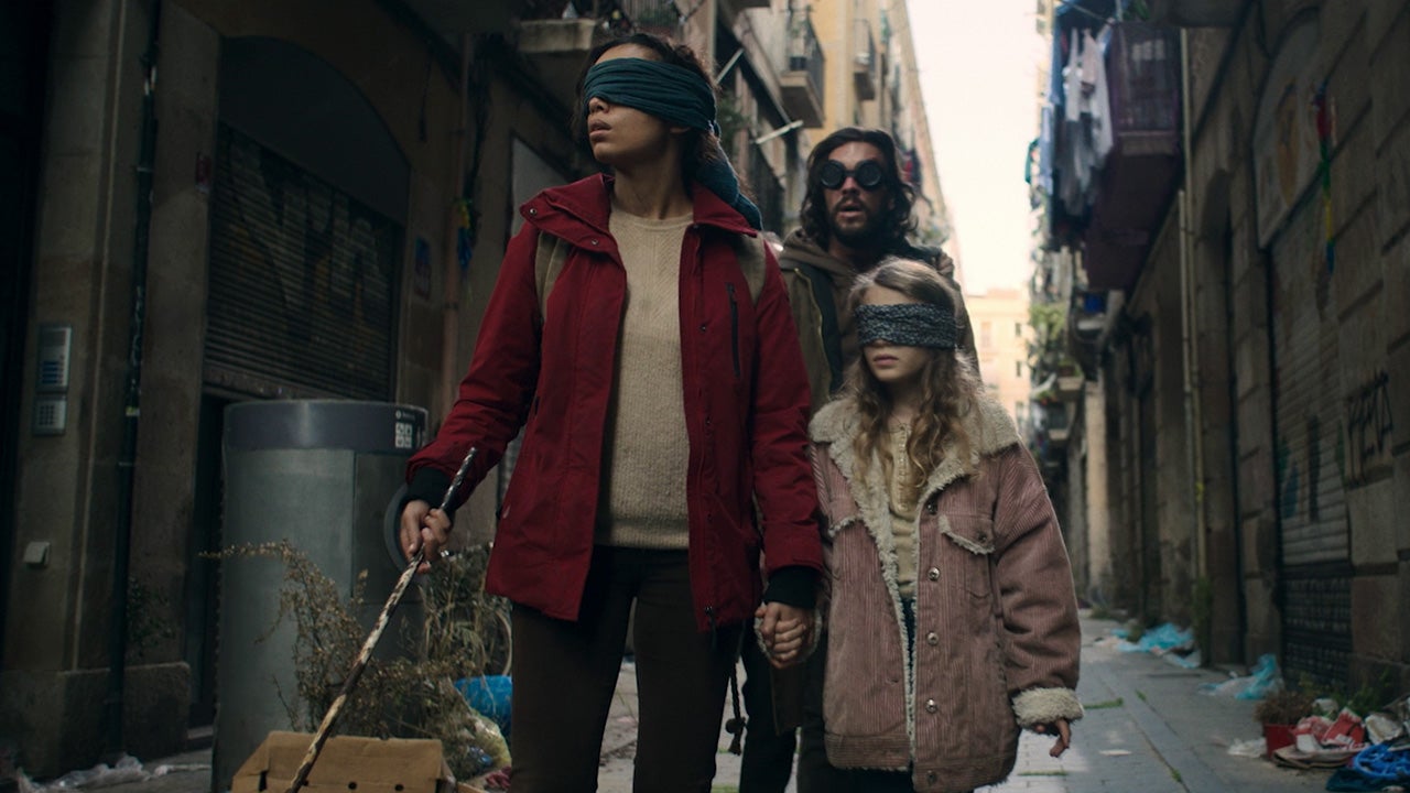 Peategelased Mario Casas, Georgina Campbell ja Naila Schuberth.